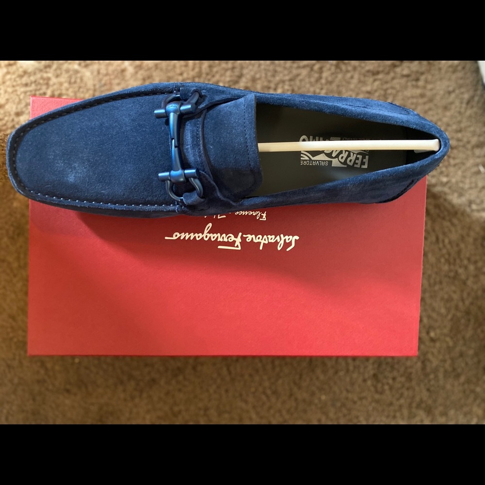 LAST CALL 💥💥💥💥💥FERRAGAMO MENS SUEDE LOAFERS